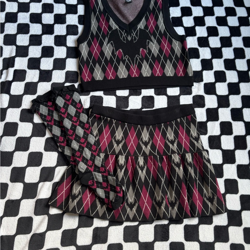 The grave girls knitted skirt set